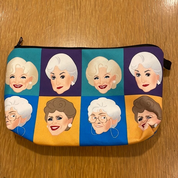 🍰 HOST PICK x2 🍃 Golden Girls Makeup/Cosmetic Bag 💄 - Picture 2 of 4